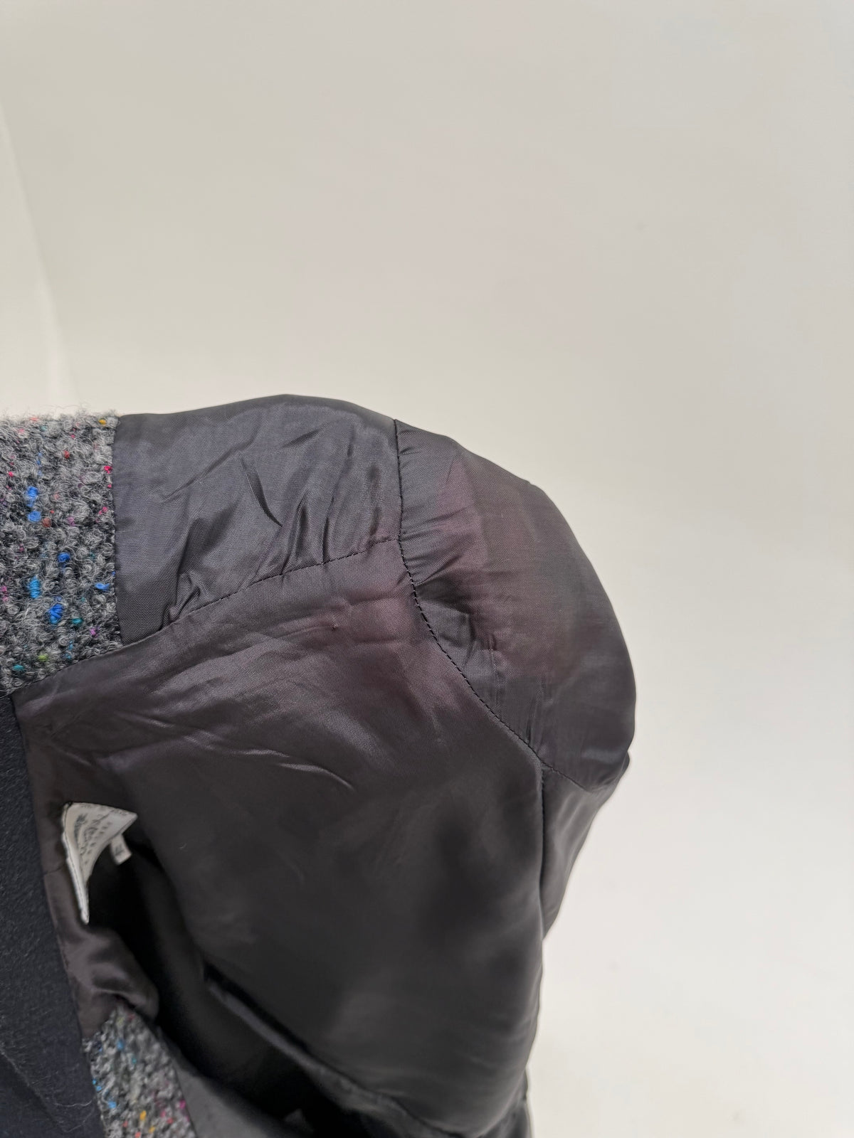 Sacou cambrat cu revere late din boucle  super gros în stil Chanel curcubeu de lana