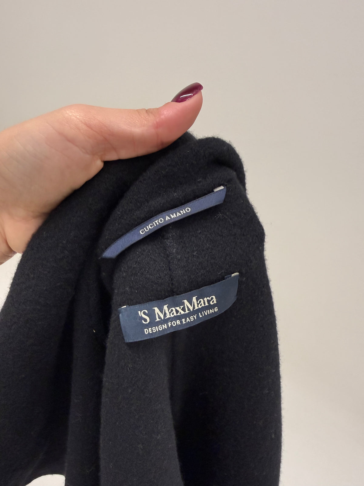 Palton petite Max Mara negru lucrat manual din stofă extrafina de lana cu fața dublă