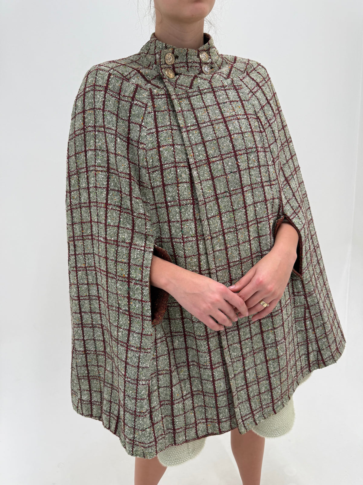 Capa old vintage din tweed de lana ușor structurat în carouri burgundy
