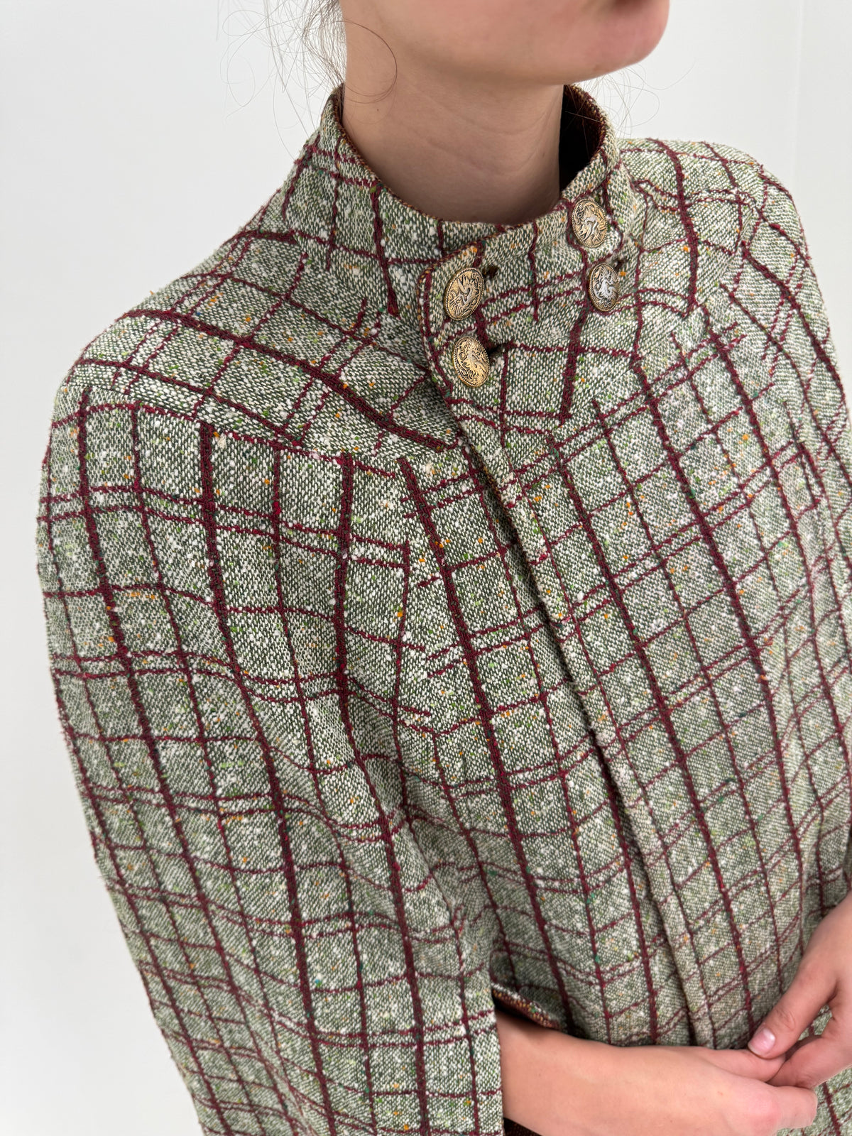 Capa old vintage din tweed de lana ușor structurat în carouri burgundy