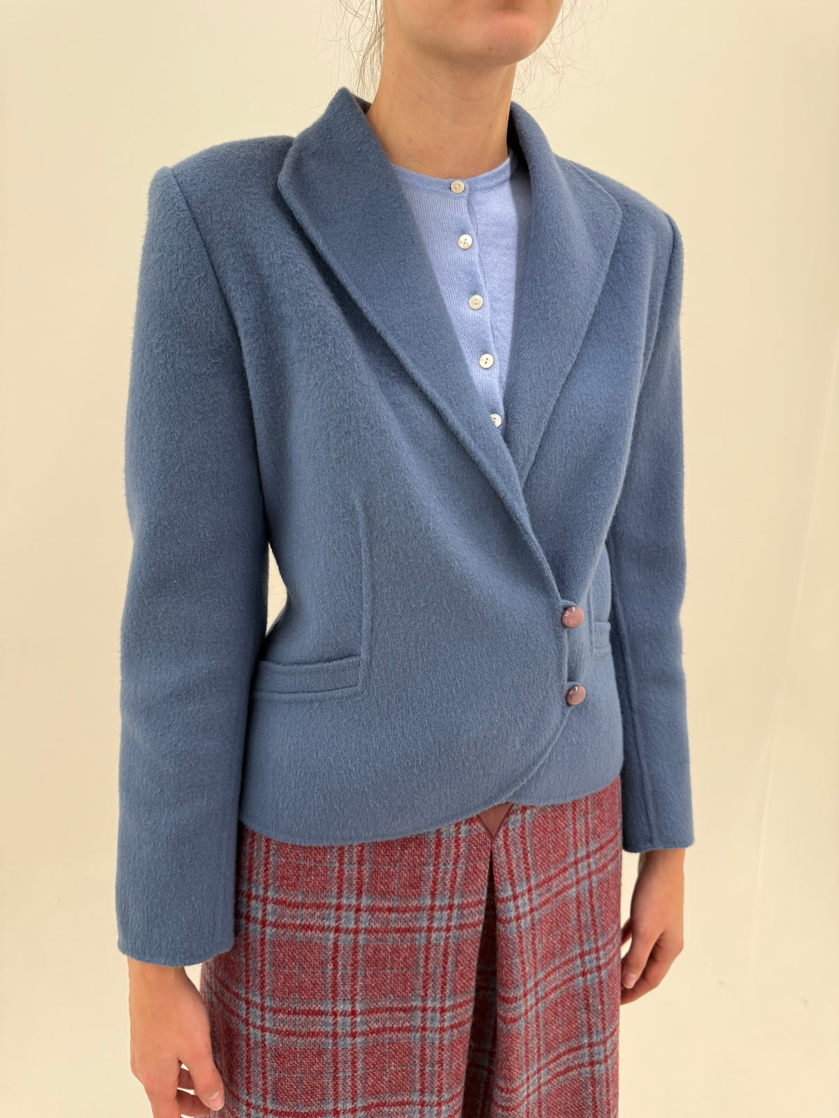 Sacou cambrat italian dusty blue din stofă groasă de lana