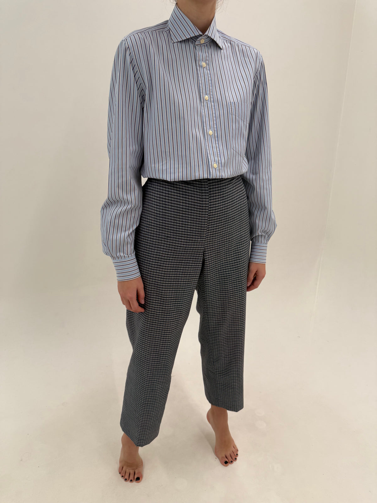 Pantaloni în carouri din lana extrafina texturată cu talie înaltă și croi clasic