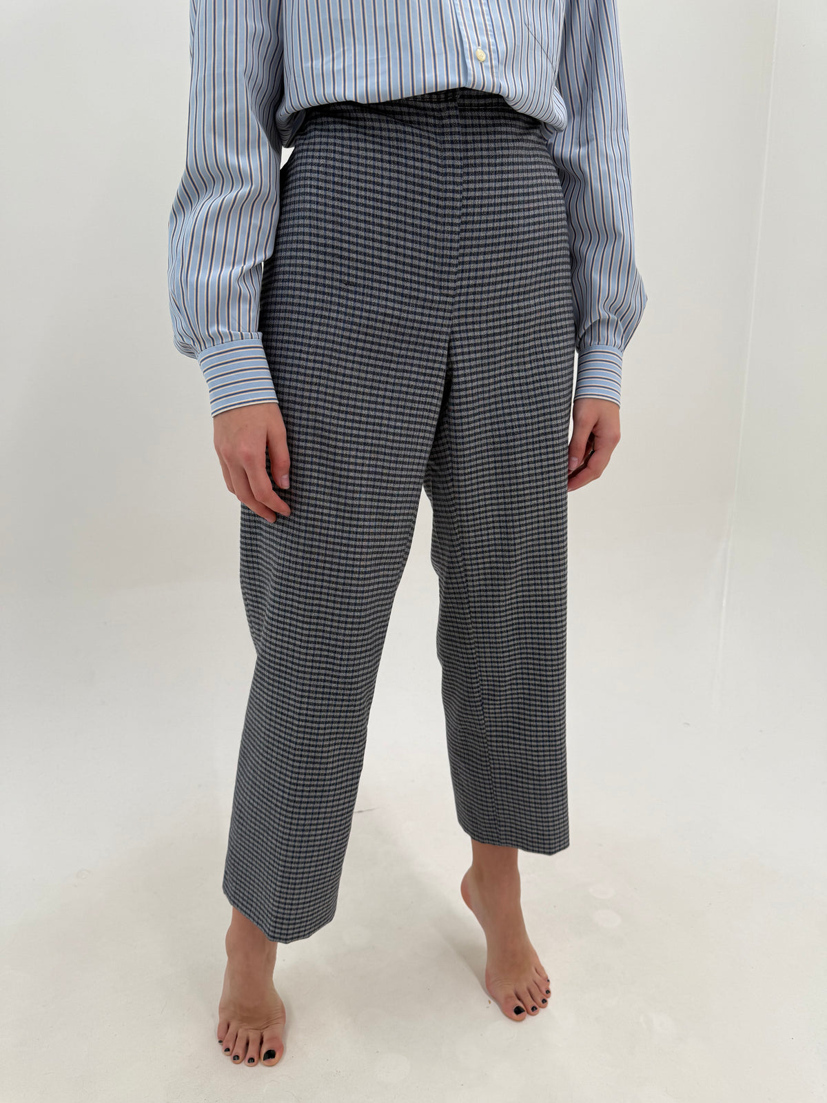 Pantaloni în carouri din lana extrafina texturată cu talie înaltă și croi clasic