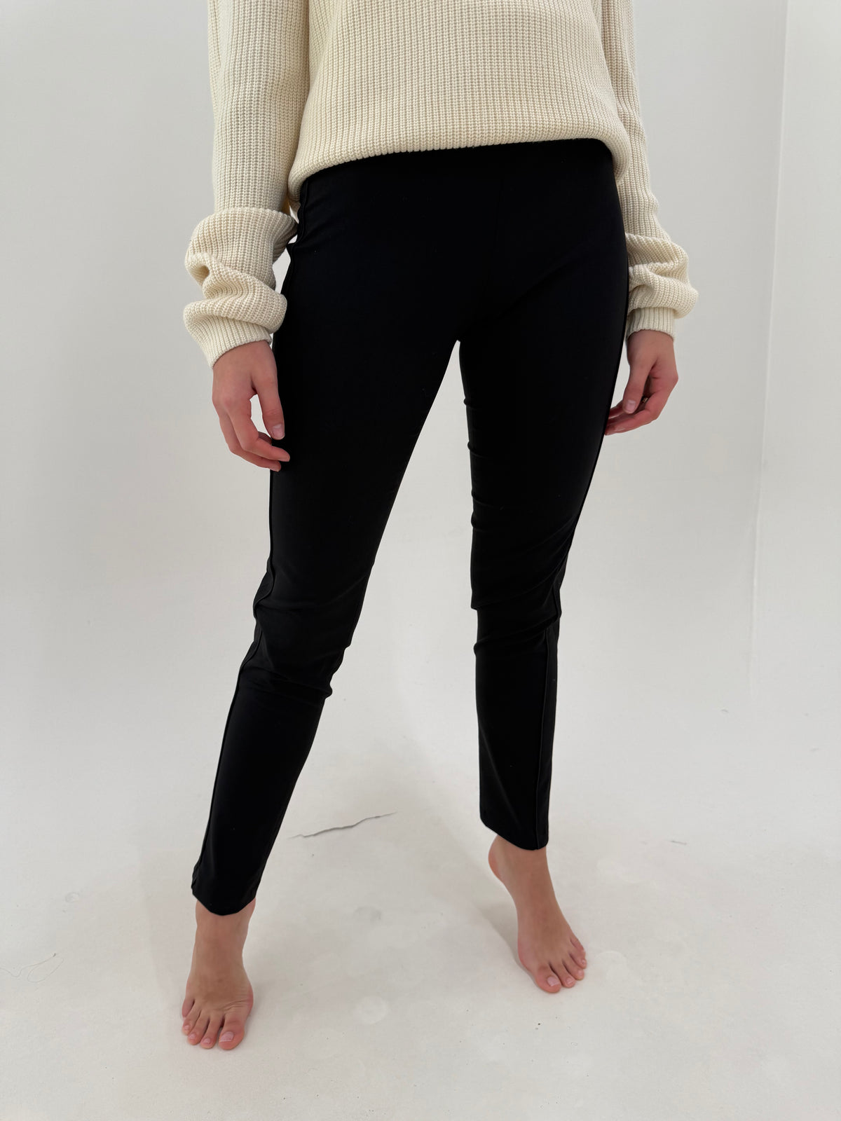 Pantaloni Roberto Cavalli negri tall din lana și bumbac modelatori în croi clasic