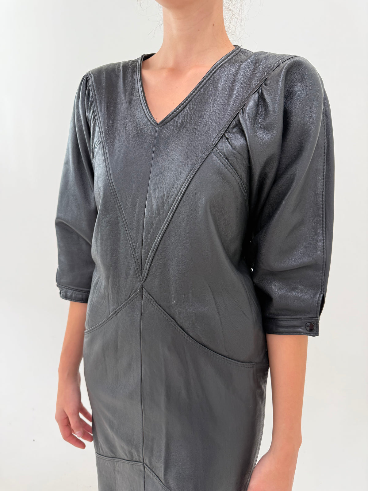 Rochie midi vintage în croi super revenit în trewnd din piele naturală extrem de moale