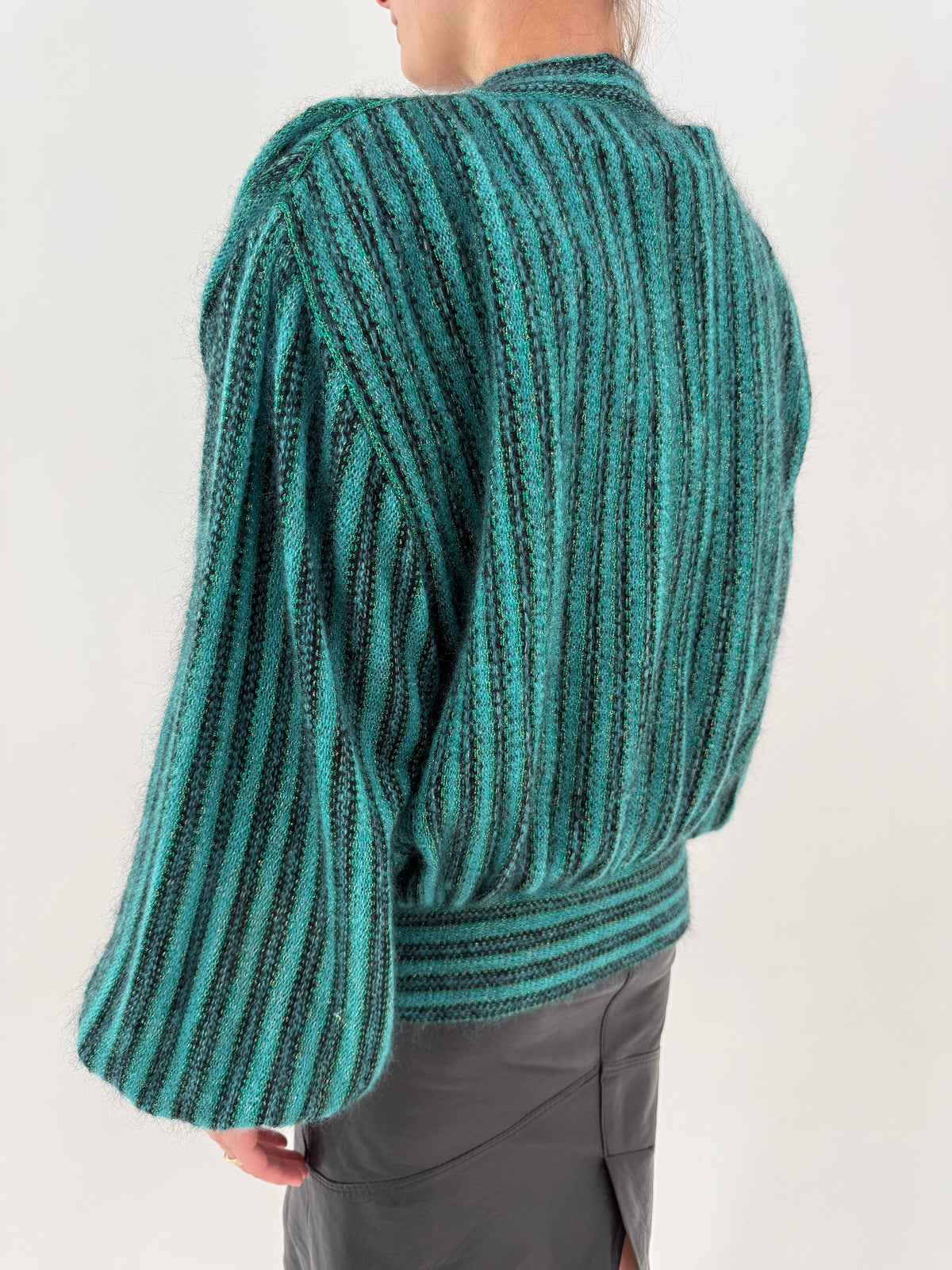 Cardigan excepțional vintage italian în croi retro modern din mohair cu inserții fine de lurex