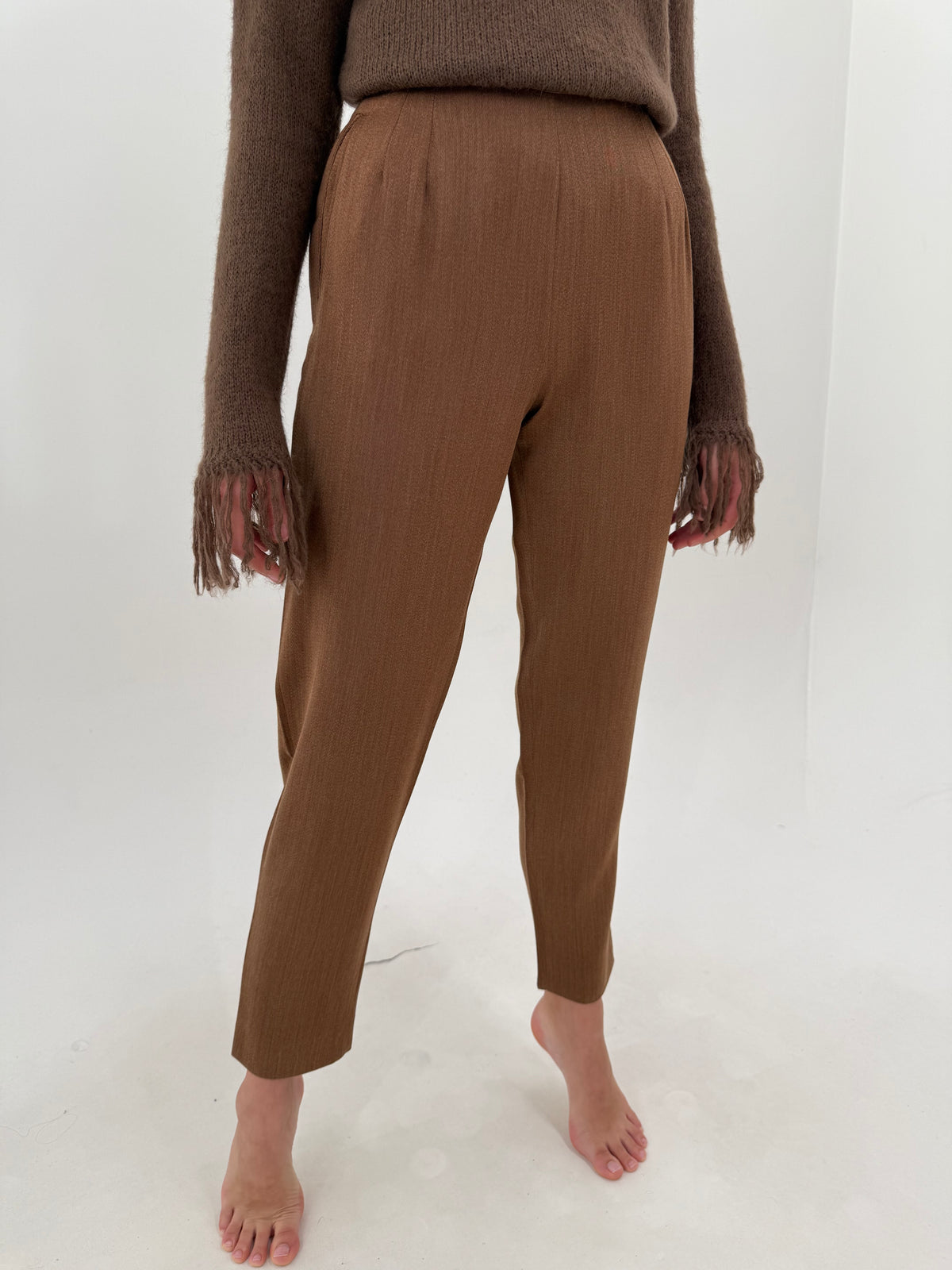 Pantaloni dark caramel brown tall din lana extrafina confort cu talie ultra înaltă