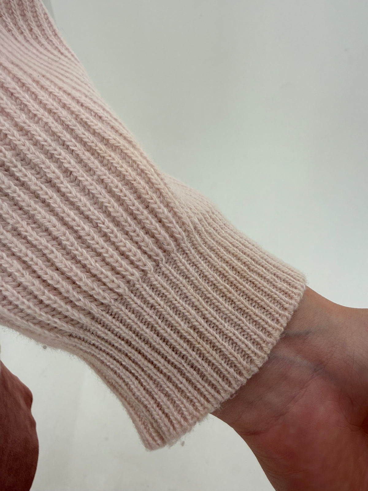 Cardigan vintage powder pink din lana plină extrafina ribbed in croi oversized