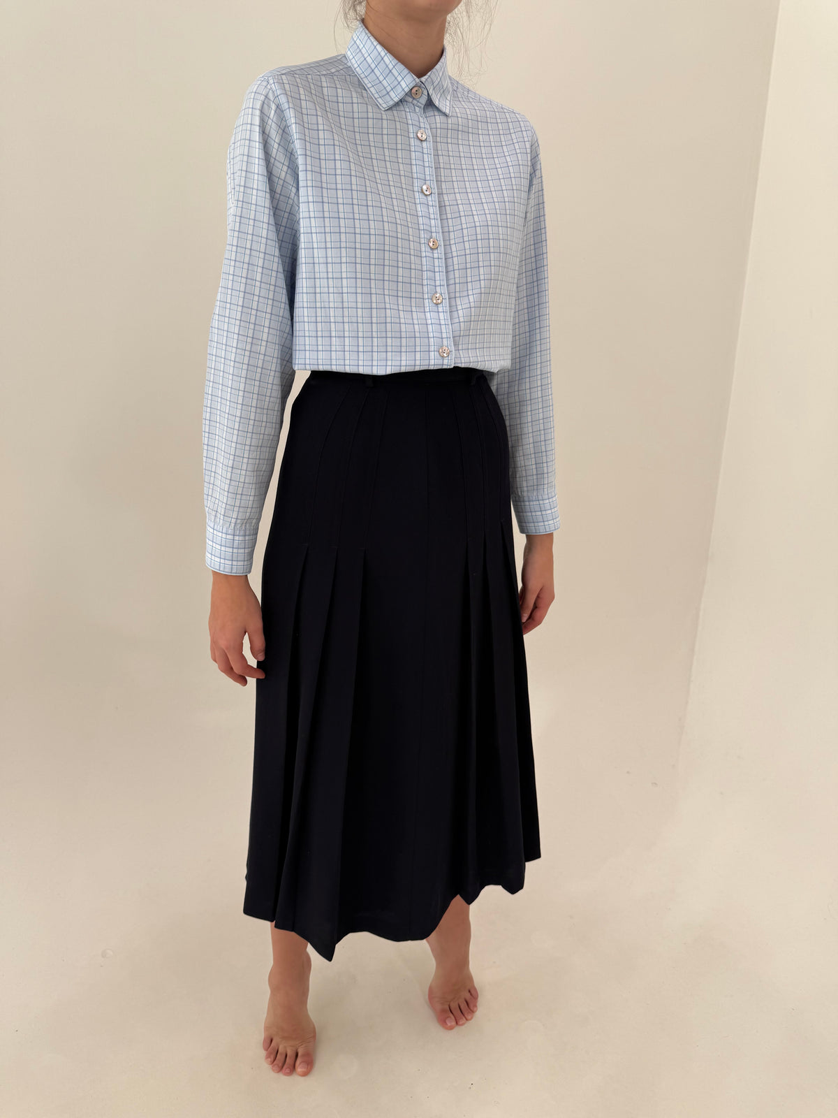 Fustă maxi plisată Navy blue din lana worsted extrafina cu talie ultra înaltă
