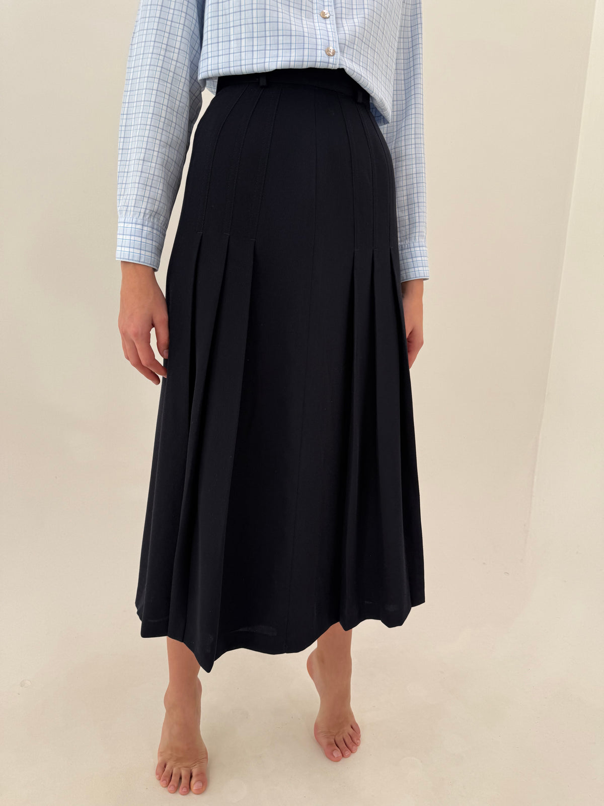 Fustă maxi plisată Navy blue din lana worsted extrafina cu talie ultra înaltă