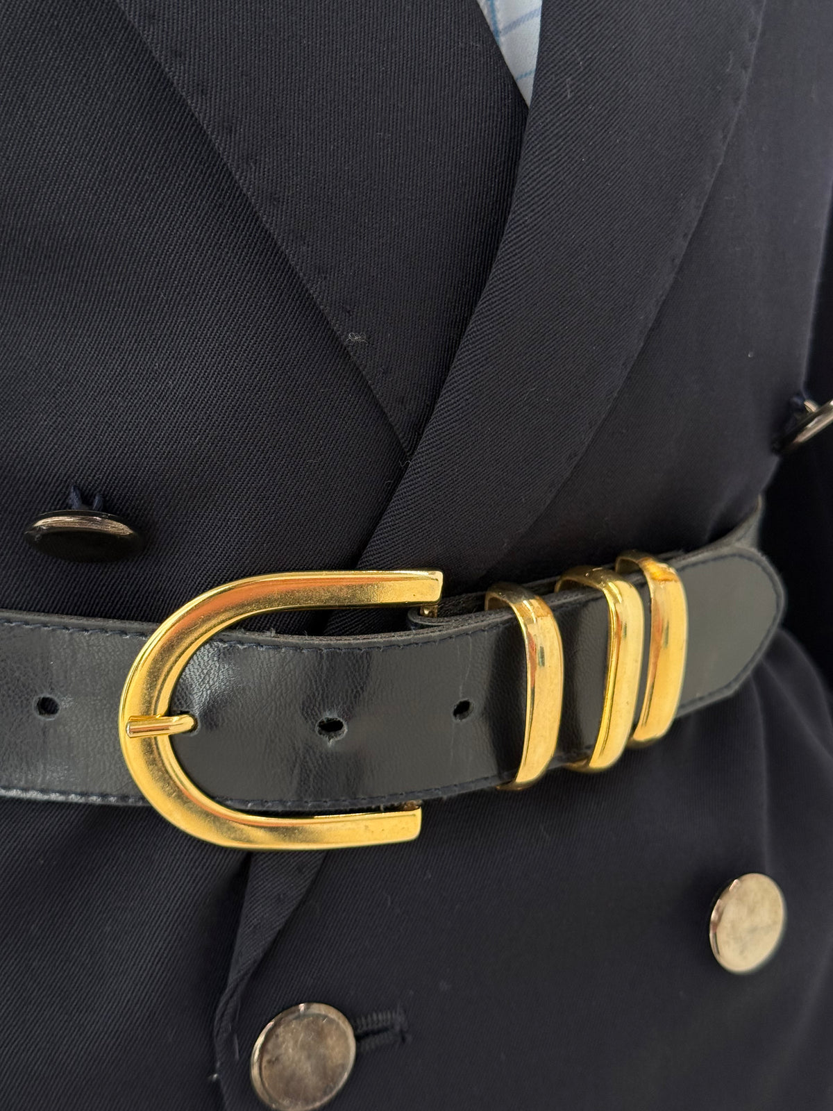 Centura Navy din piele naturală cu feronerie masivă aurie