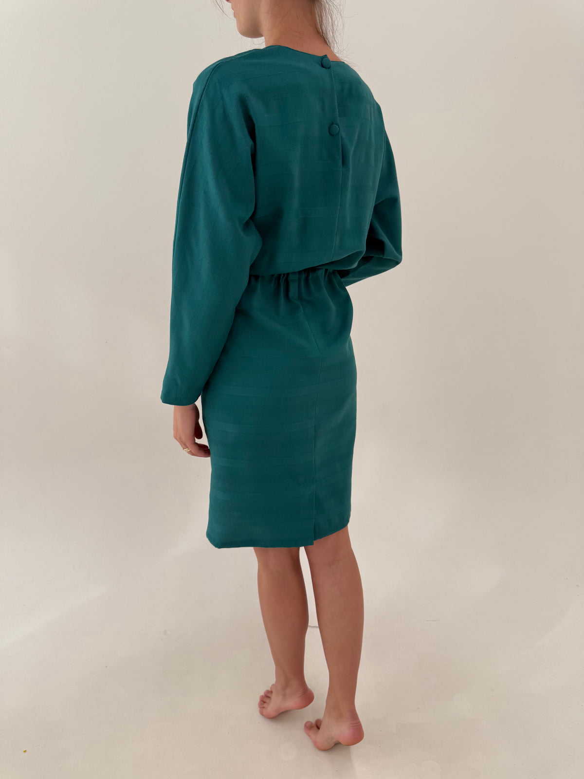 Rochie vintage cu talie marcată elastică din stofă moale de lana extrafina texturată