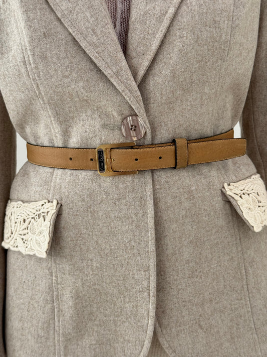 Curea luxury Pierre Cardin camel cu feronerie aurie din piele naturală