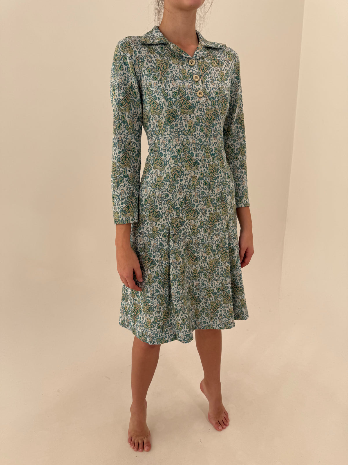 Rochie old vintage anii 70 din tricot dens de lana extrafina cu print floral superb