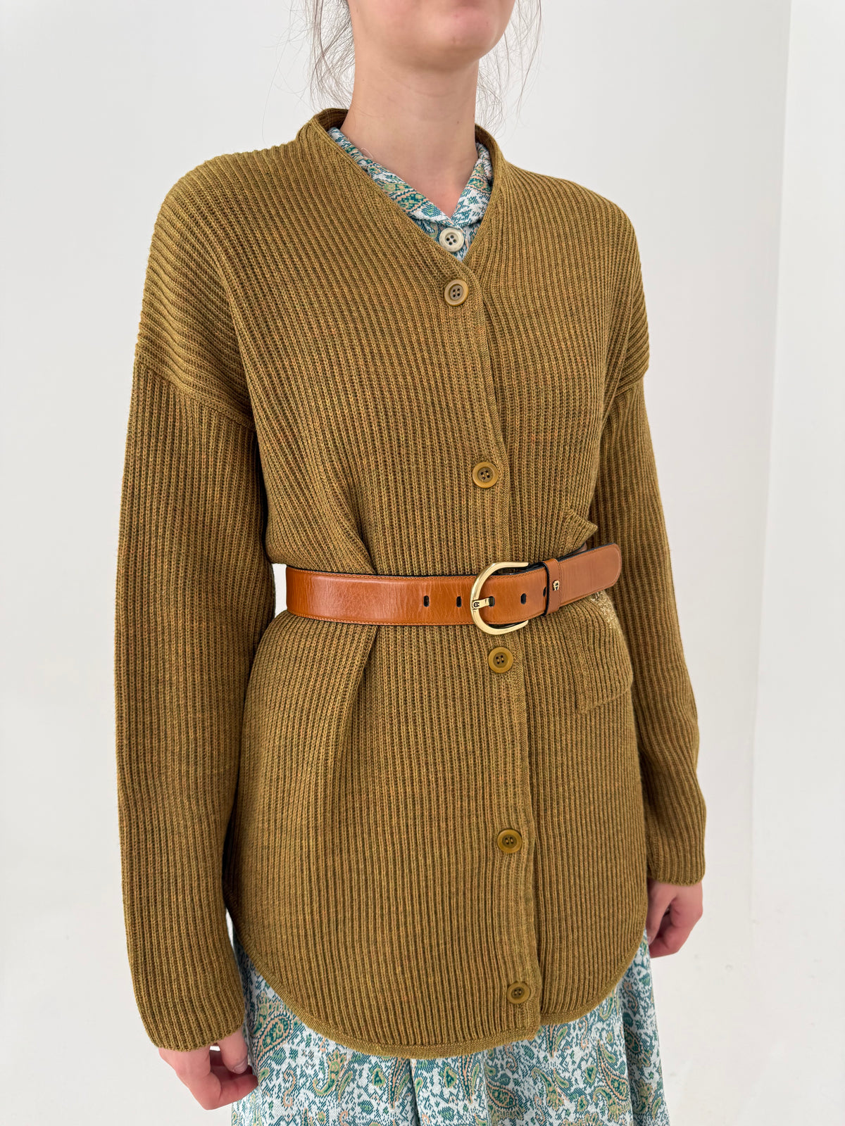 Cardigan gros de brand super premium italian dark mustard din lana extrafina ribbed