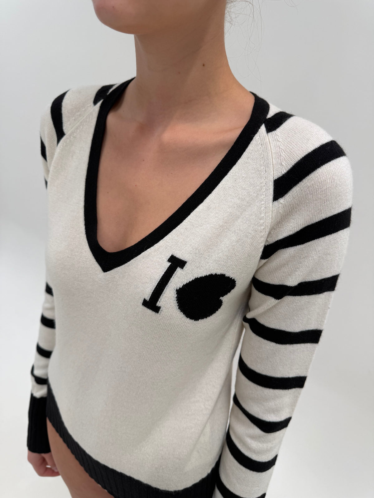 Pulover luxury Iceberg în dungi alb negru din lana merino extrafina și anchior