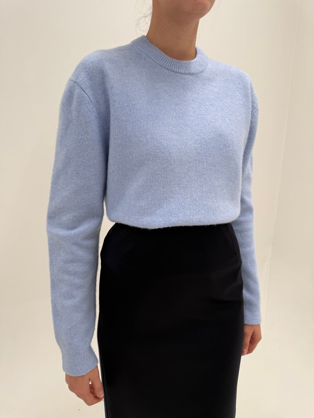 Maleta chimney de brand luxury Samsoe Samsoe baby blue din lana groasă extrafina