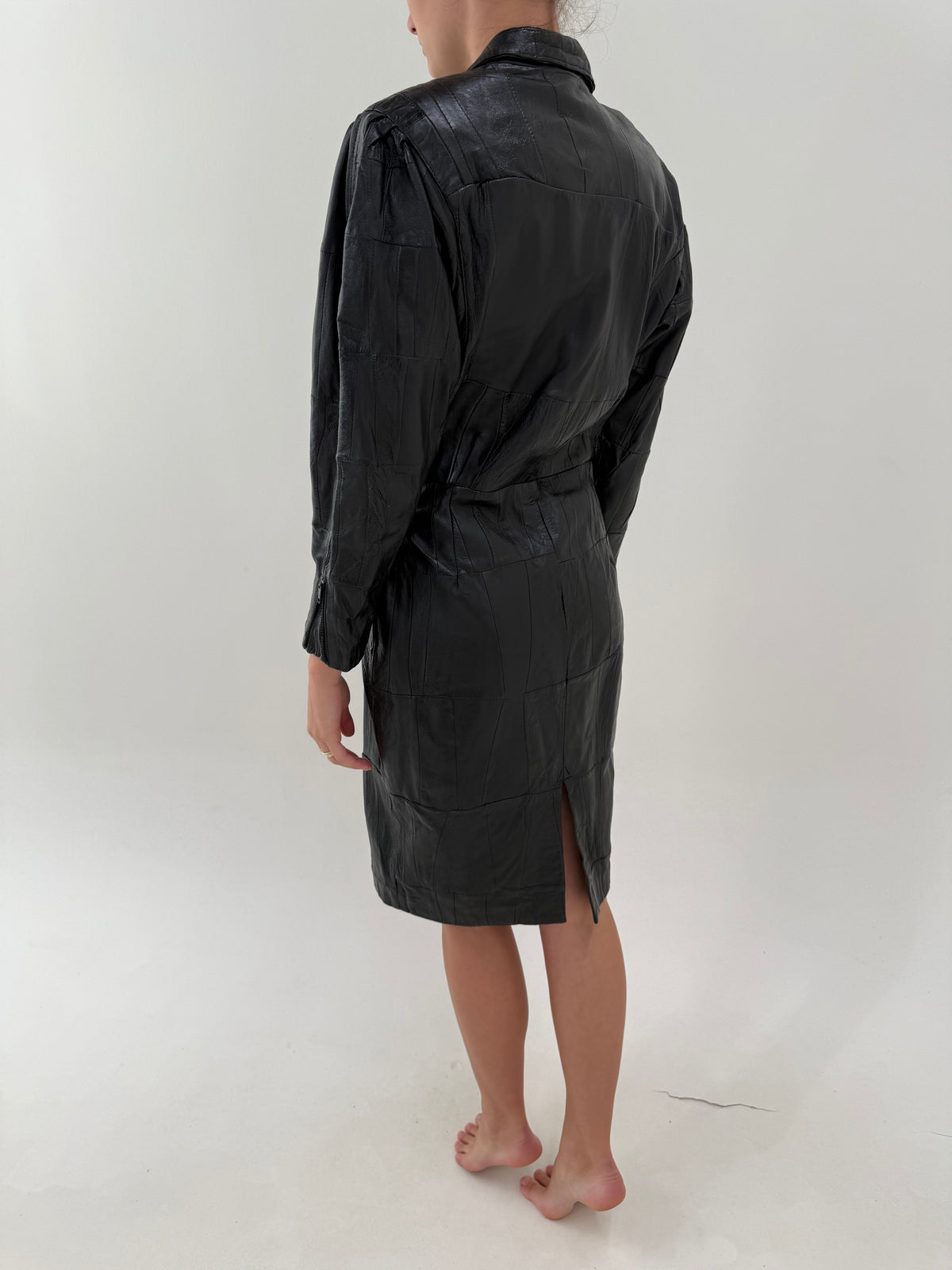 Rochie vintage din piele naturală extra moale  în croi de ani 80 super revenit în trend