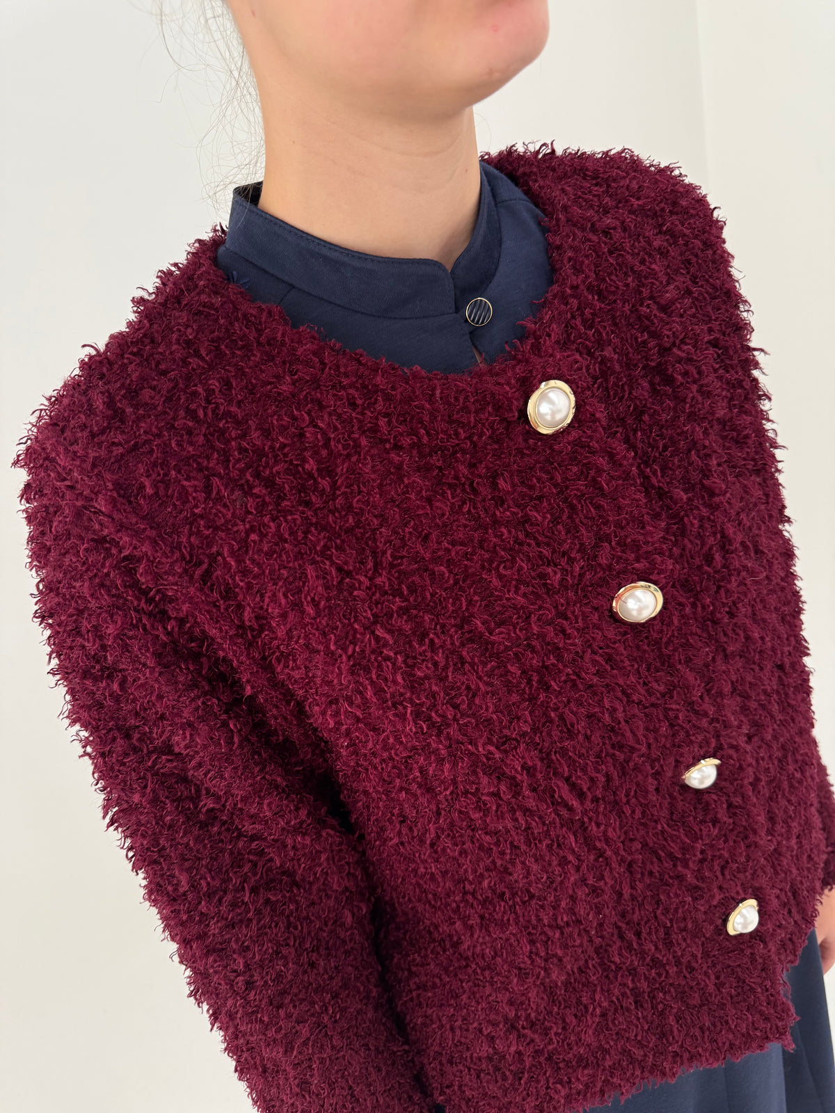 Jacheta tip cardigan Madeleine plum purple superb din tricot cu aspect de blăniță
