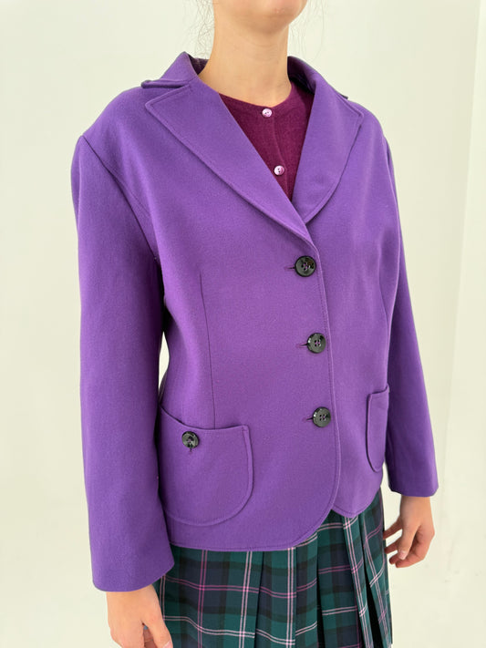 Sacou din lana extrafina Amethyst purple in croi ușor cambrat și buzunare aplicate