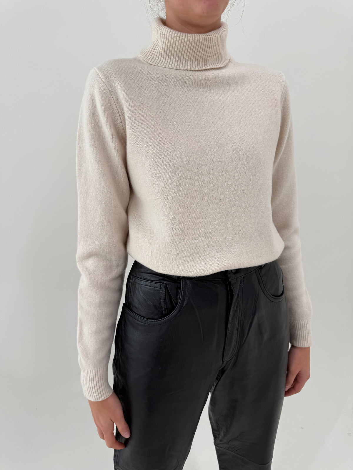 Maleta ivorie din lana extrafina butter white