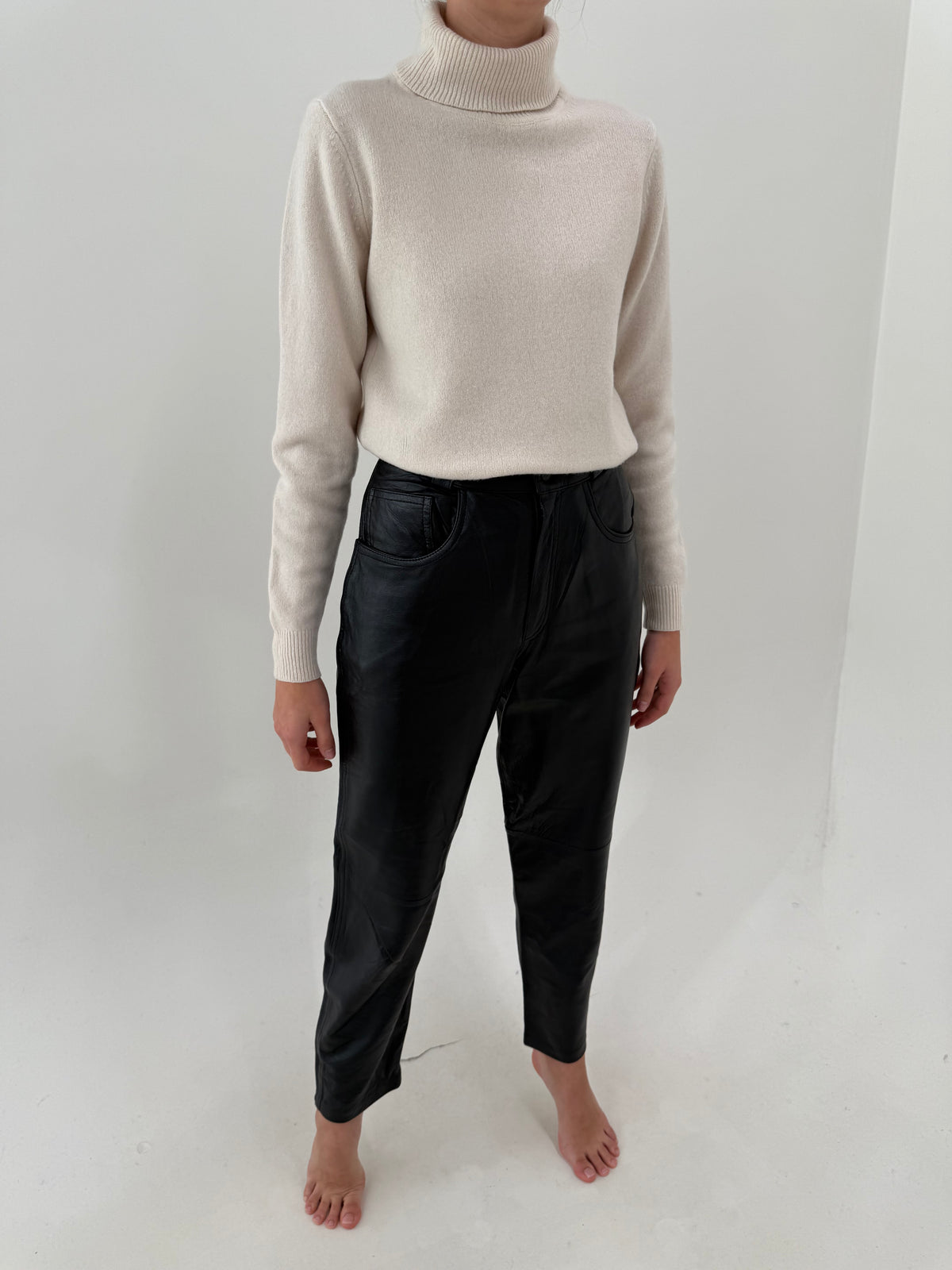 Pantaloni tall din piele naturală extra moale mom fit cu talie ultra înaltă