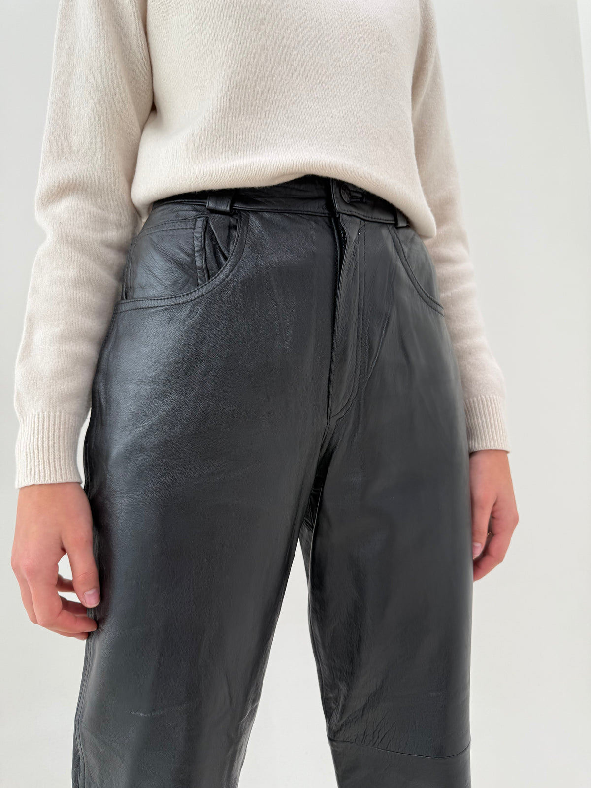 Pantaloni tall din piele naturală extra moale mom fit cu talie ultra înaltă