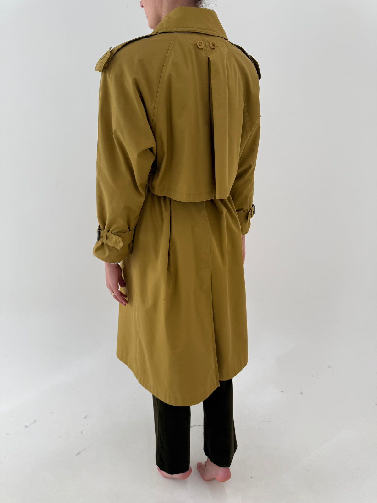 Trench petite cu interior light padded din bumbac mustard yellow și talie marcată