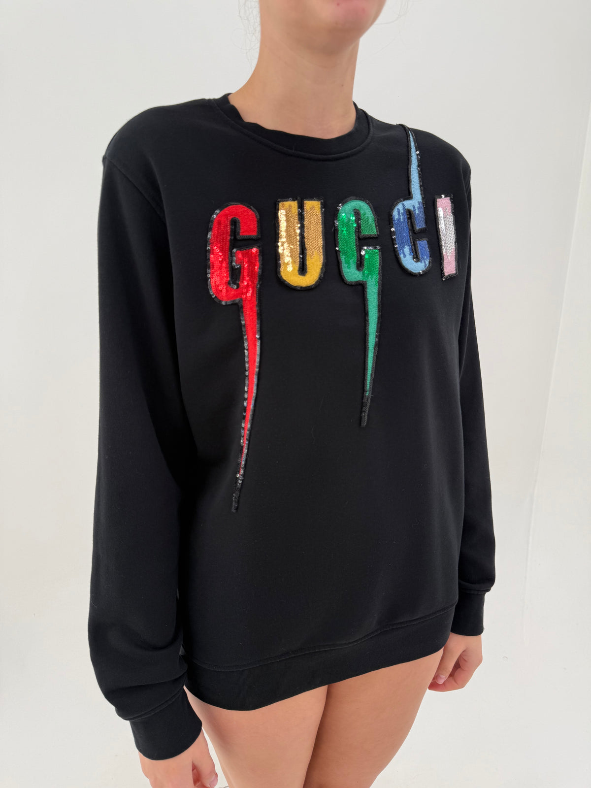 Sweatshirt Gucci negru cu paiete perioada Alessandro Michele