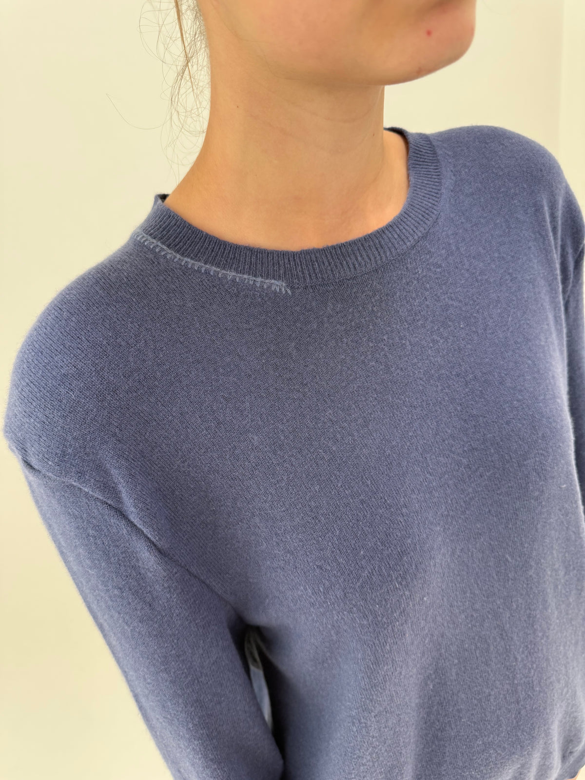 Pulover Dsquared tall jeans blue din lana extrafina cu cașmir crew neck