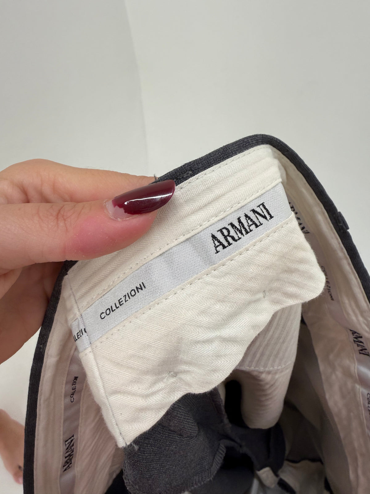 Pantaloni tall Armani gama ultra luxury din lana excepțională inc roi clasic