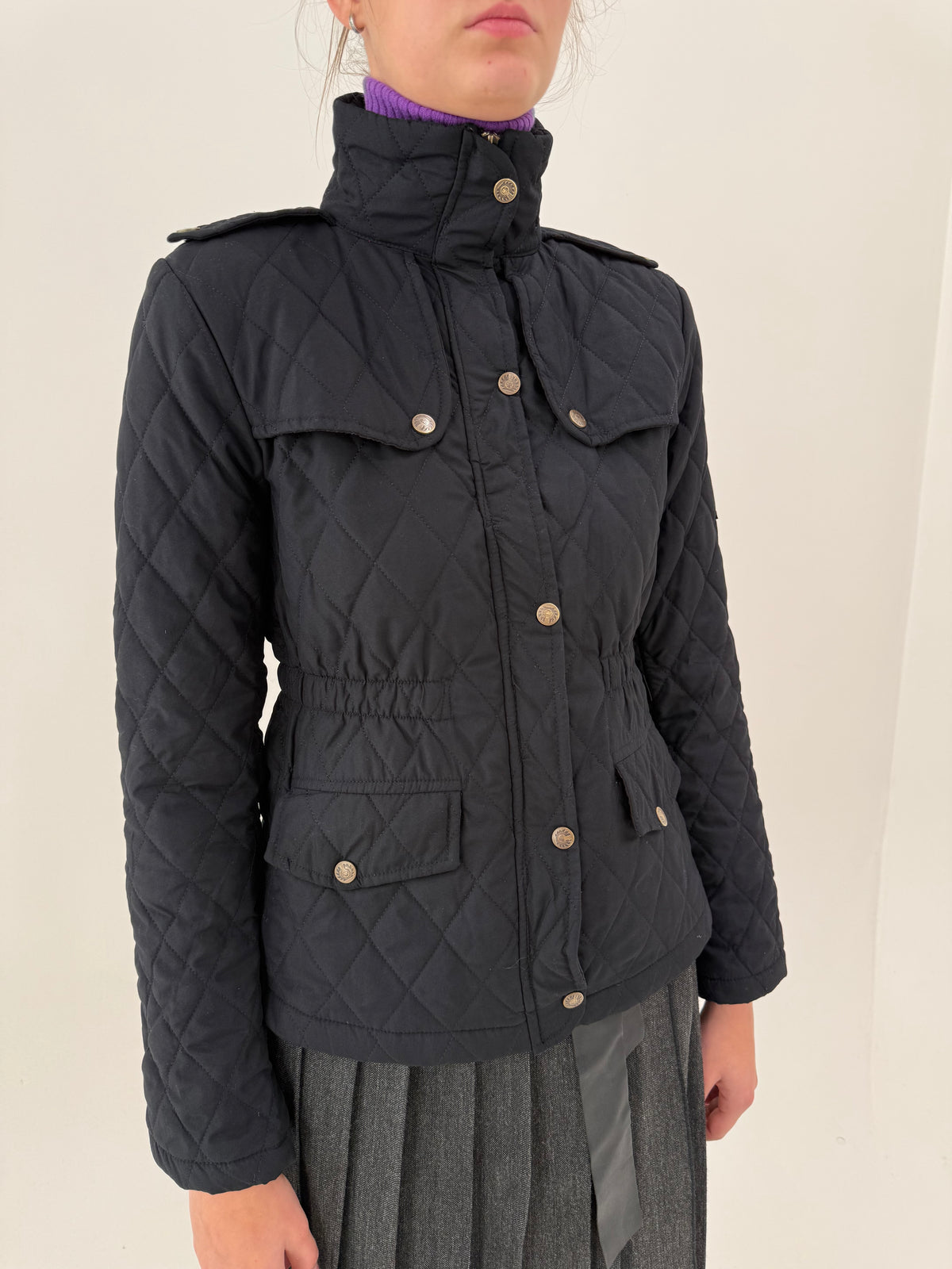 Geaca de brand luxury Belstaff matlasată light padded cu talie marcată elastică impermeabilă