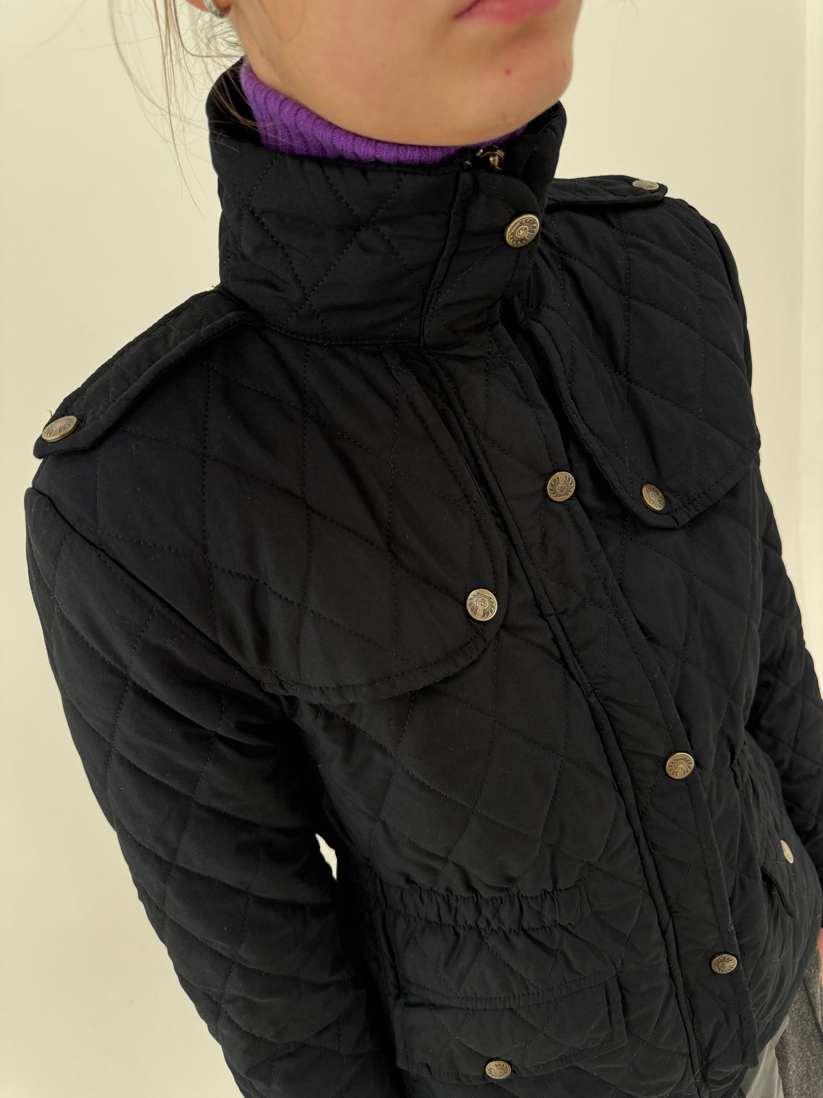 Geaca de brand luxury Belstaff matlasată light padded cu talie marcată elastică impermeabilă