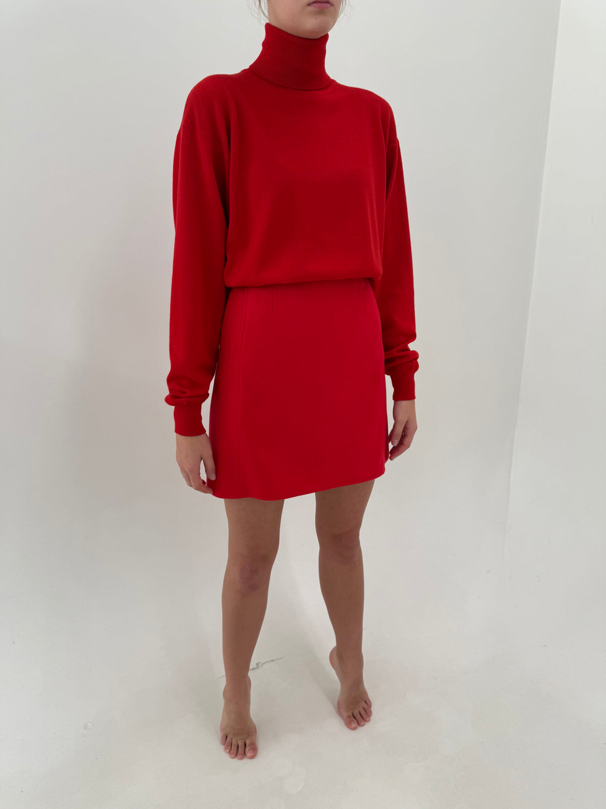 Fustă mini cherry red din stofă worsted de lana extrafina