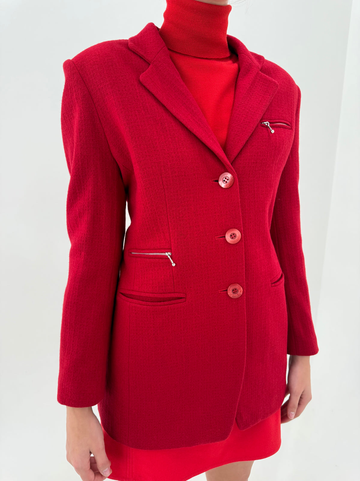 Sacou lung cherry red din tweed excepțional de lana în croi cambrat
