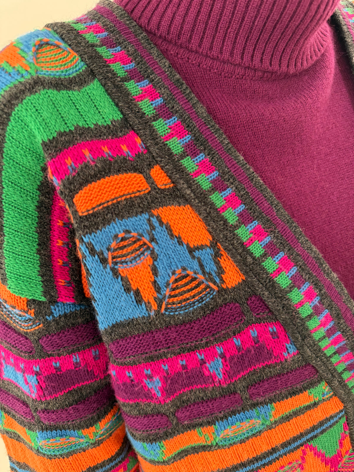 Cardigan vintage super gros din tricot de lana texturat în culori tari excepțional