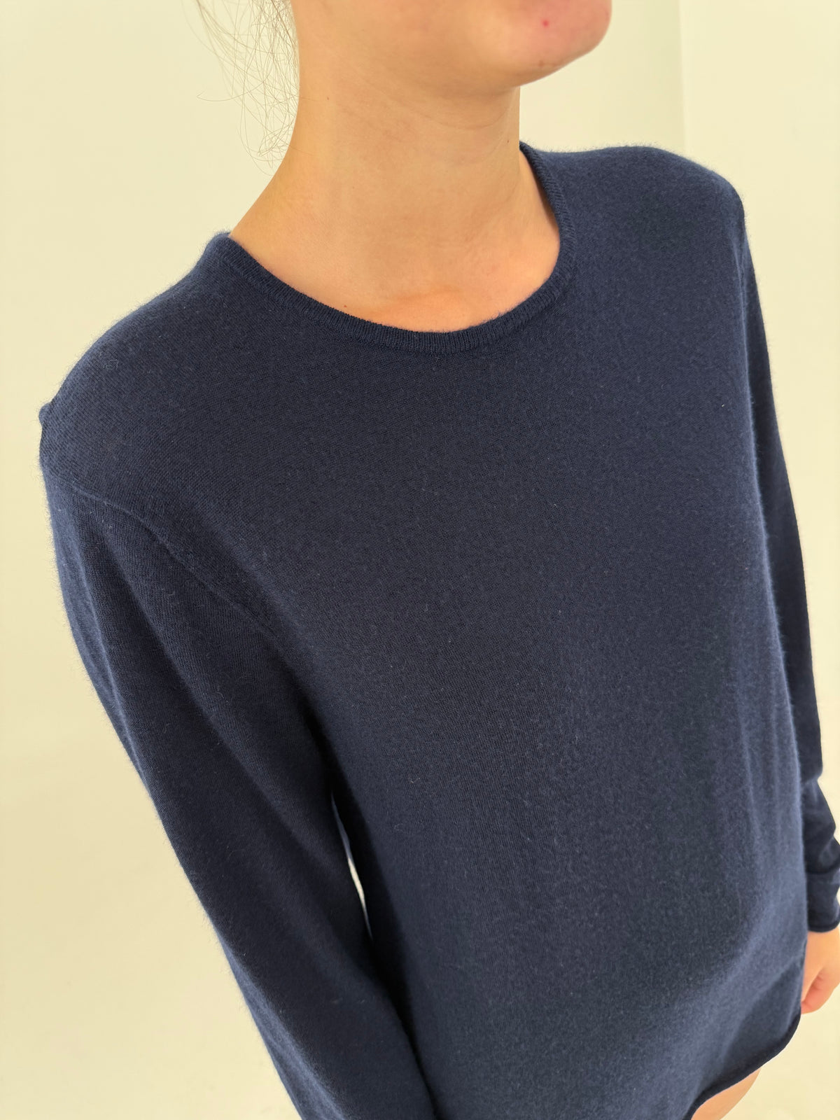 Pulover tall din cașmir Navy blue excepțional crew neck