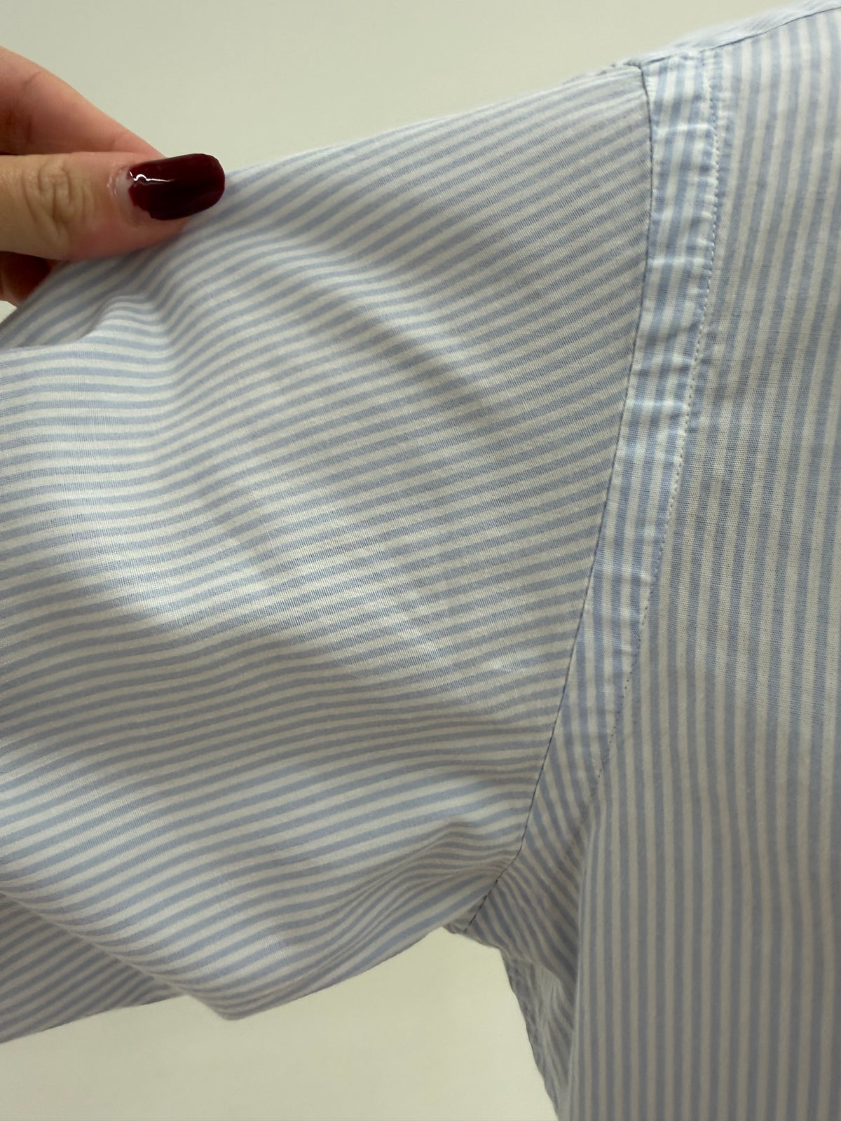 Cămașa Burberry din bumbac pinpoint Oxford cu dungi fine verticale baby blue