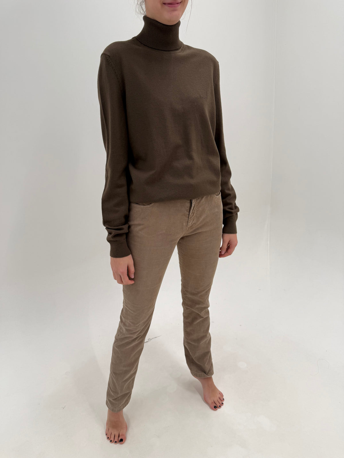 Pantaloni taupe tall de brand luxury italian Gattinoni din catifea raiata fin ultra confort