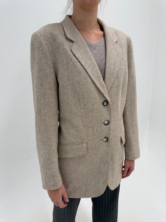 Sacou tall camel tweed Donegal din lana plină extrafina în croi ușor cambrat