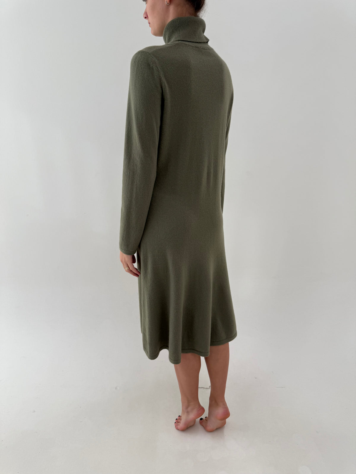 Rochie maxi Sage green tip Maleta din tricot de lana extrafina