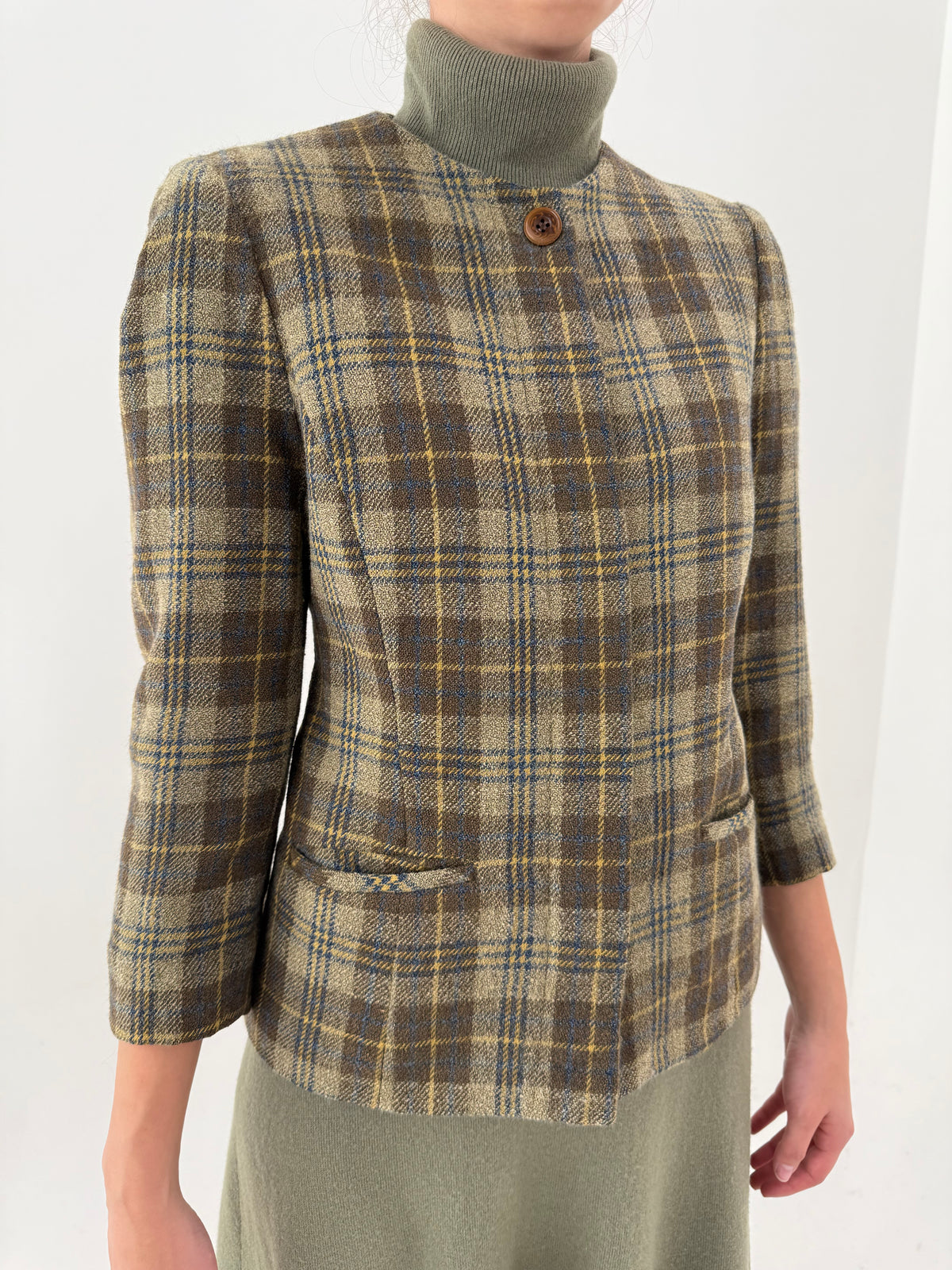 Sacou petite vintage italian în croi minimalist din tweed superb de lana on carouri