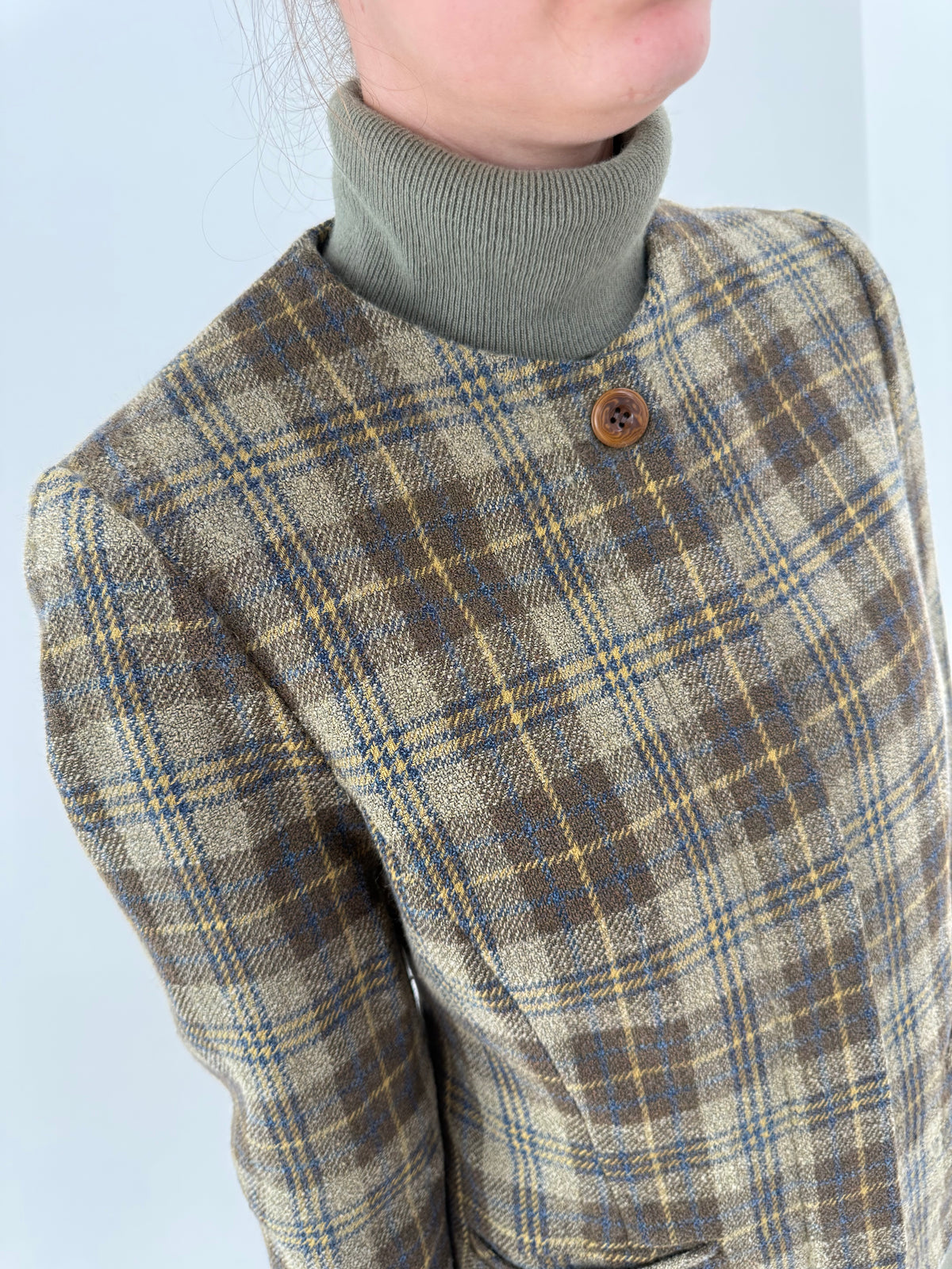 Sacou petite vintage italian în croi minimalist din tweed superb de lana on carouri