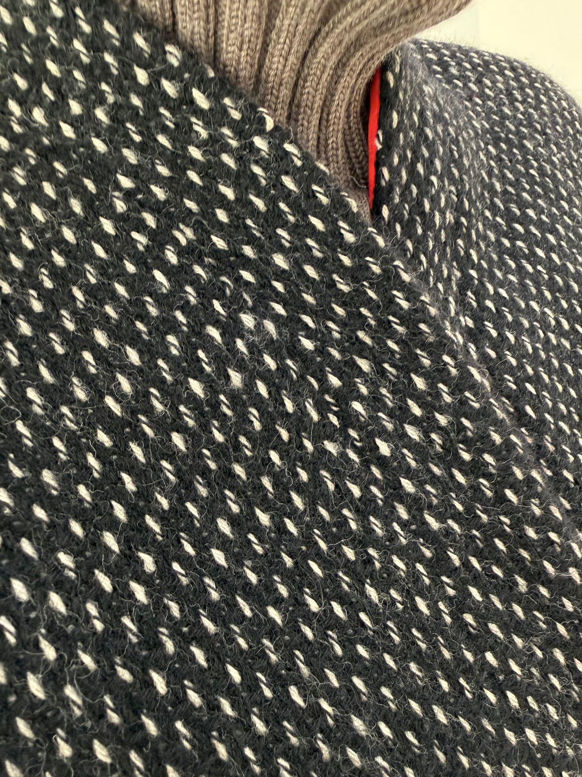 Jacheta Giorgio Armani old vintage late 80s din tweed de lana buclat alb negru cu shawl lapels