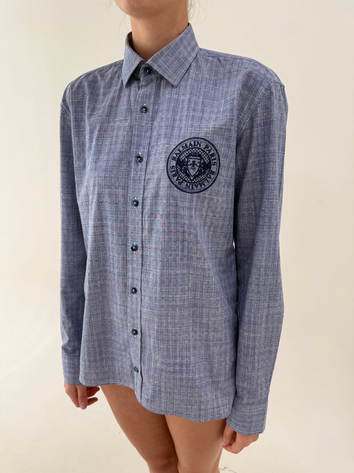 Cămașa Balmain din bumbac plin texturat în carouri stilizate jeans blue