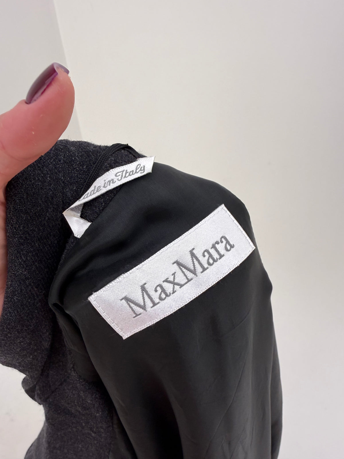 Sacou Max Mara din stofă groasă de lana melanj charcoal gray în croi lung cu buzunare aplicate