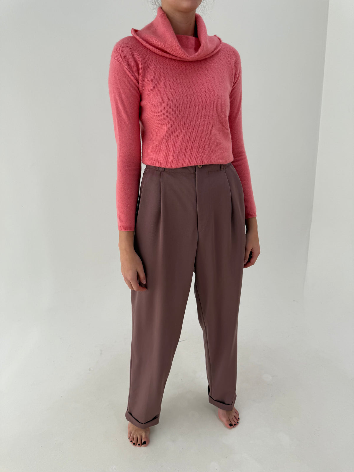 Pantaloni ultra tall dusty pink din lana plină extrafina pura virgină certificată