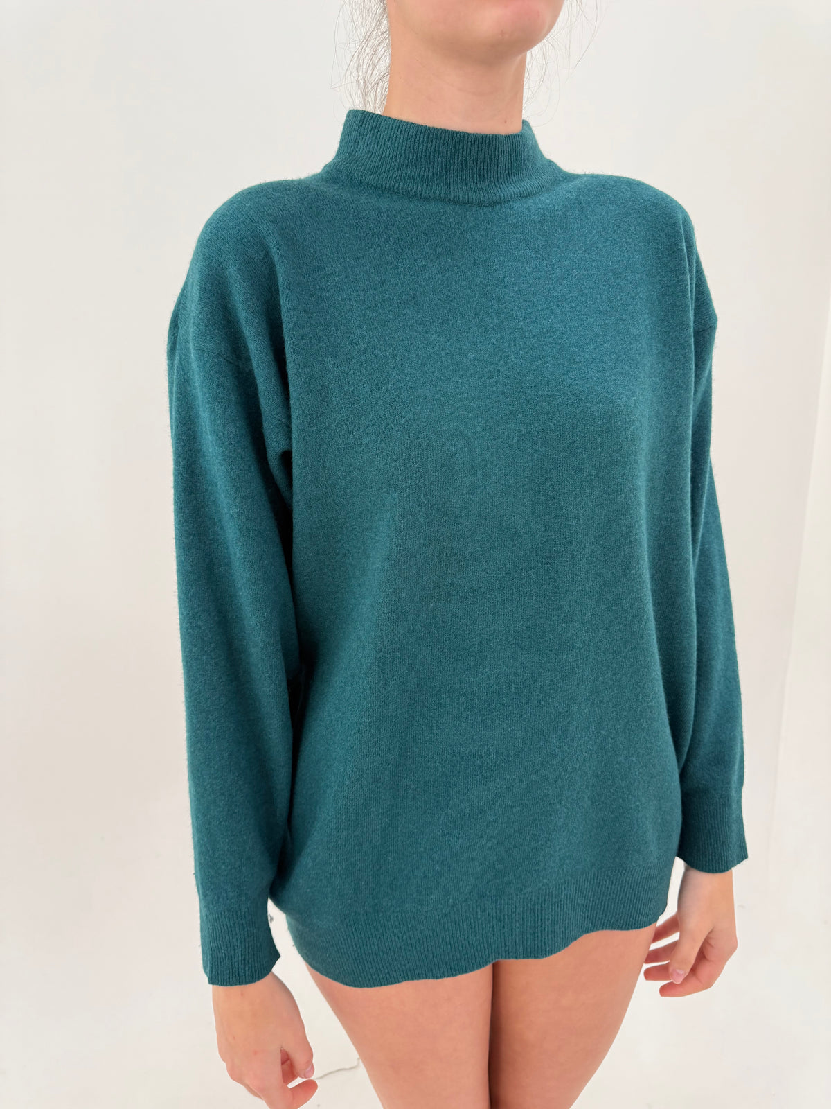 Maleta teal în cori lejer 80% lana extrafina plină