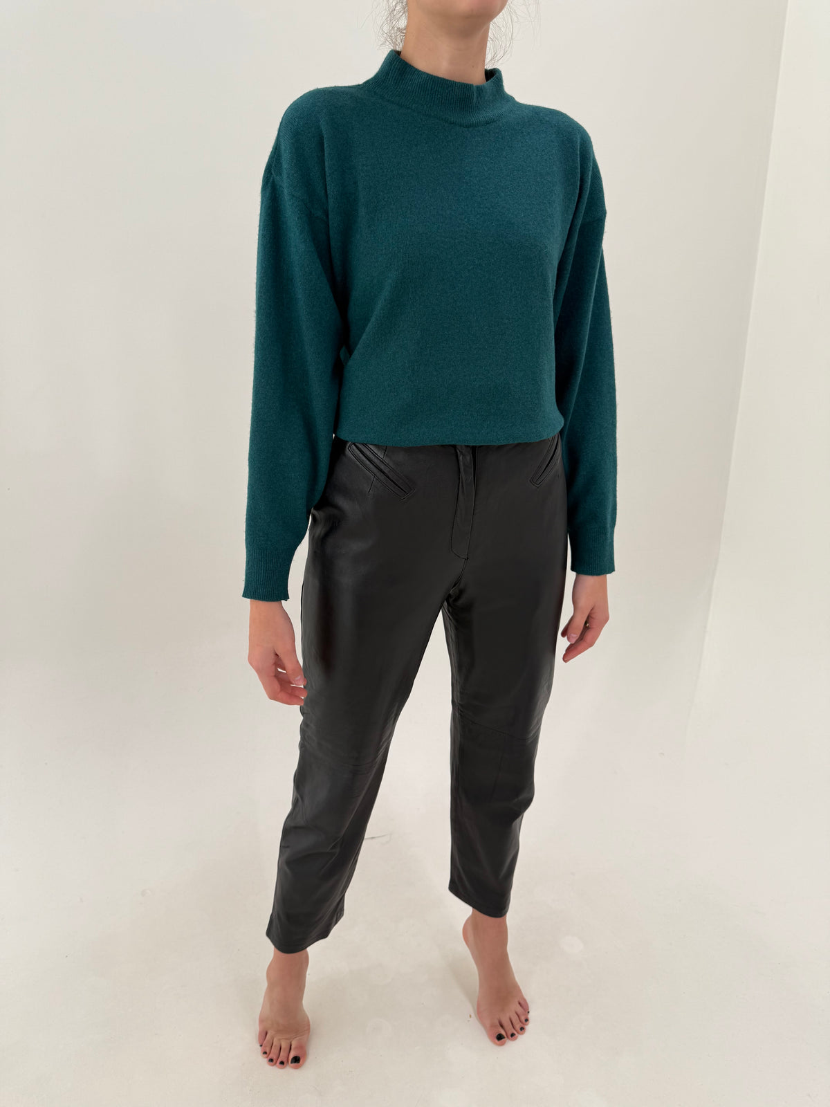 Pantaloni din piele naturală extrem de moale cu talie ultra înaltă