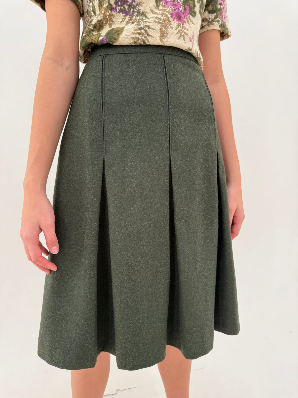 Fustă vintage plisată din tweed de lana pura virgină certificată dark green midi